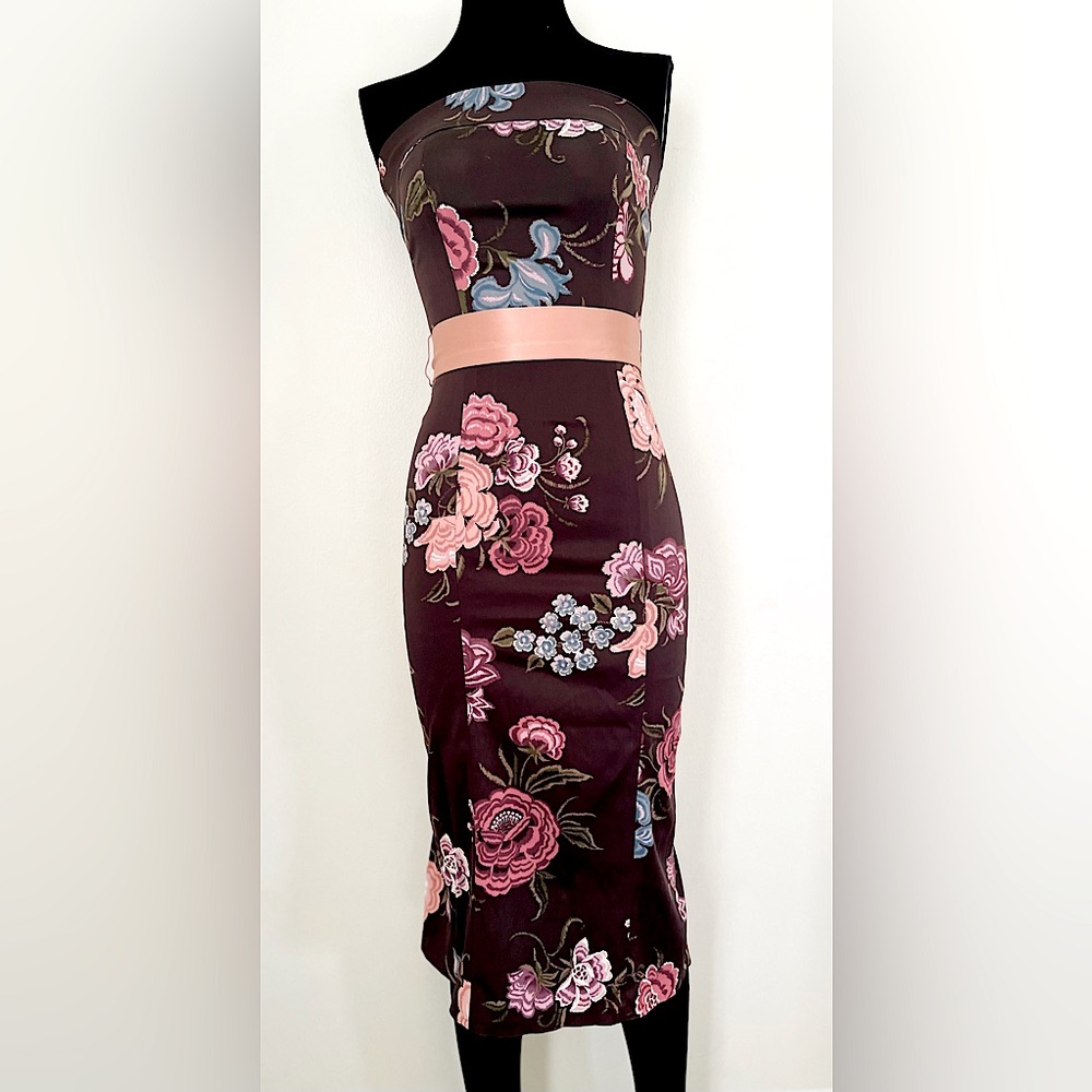 ‘Narcisa Lang’ formal dress. Form fitting. Strapless. Floral dress. Spring dress